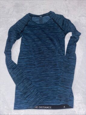 Lululemon Blue Long-Sleeve swiftly tech (full length)